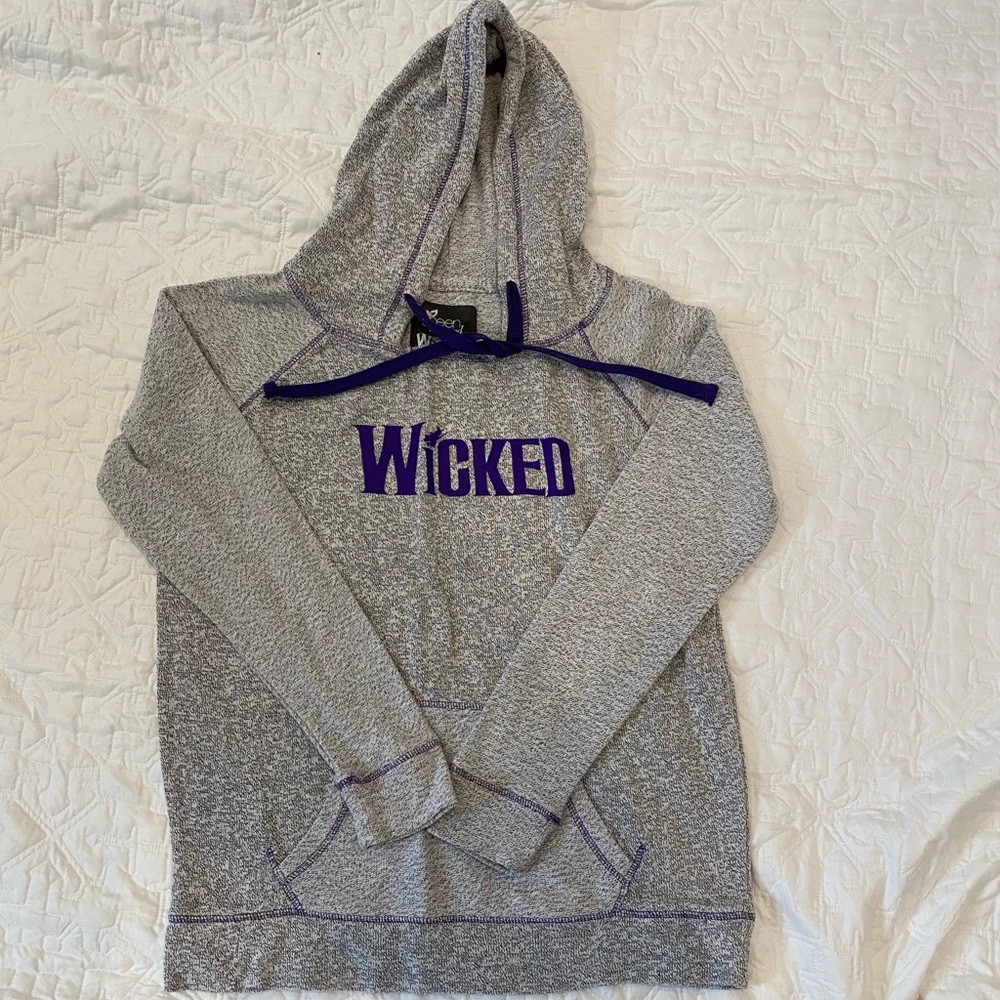 Greg wicked sweatshirt! ☑️🧙🏻‍♀️